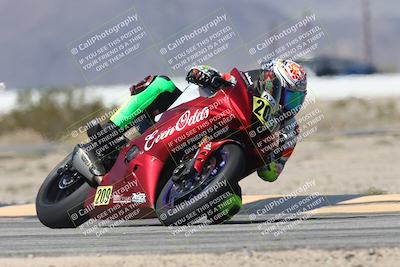 media/Oct-02-2025-Racers Edge (Thu) [[2c91cb6ab3]]/2-A Group/Session 3-Turn 4 Part 2 (1145am)/